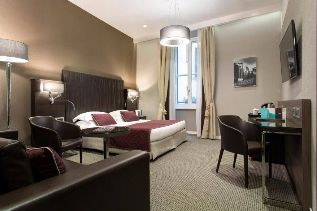 hotel Artemide Rome bedroom