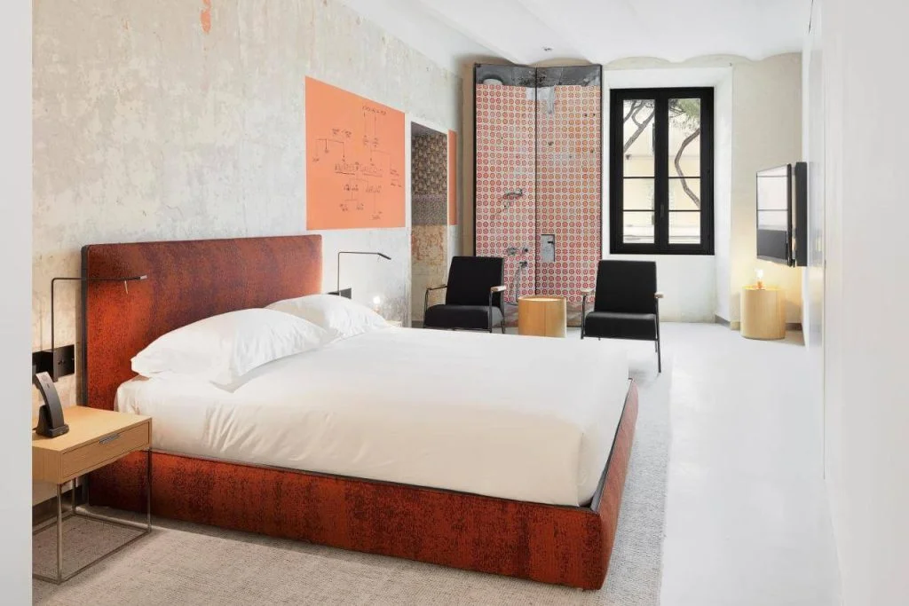 hotel Rhinoceros Rome spacious and modern